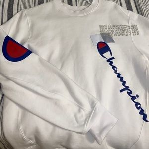 crew neck